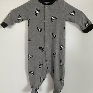 Jordan Nike Air Gray and Black Kids One Piece Footie size 9 mos